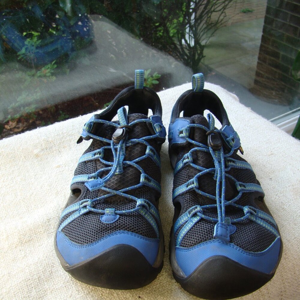 Teva black and blue Manatee hiking pool river Sport Sandal, Size 5 - Picture 7 of 7